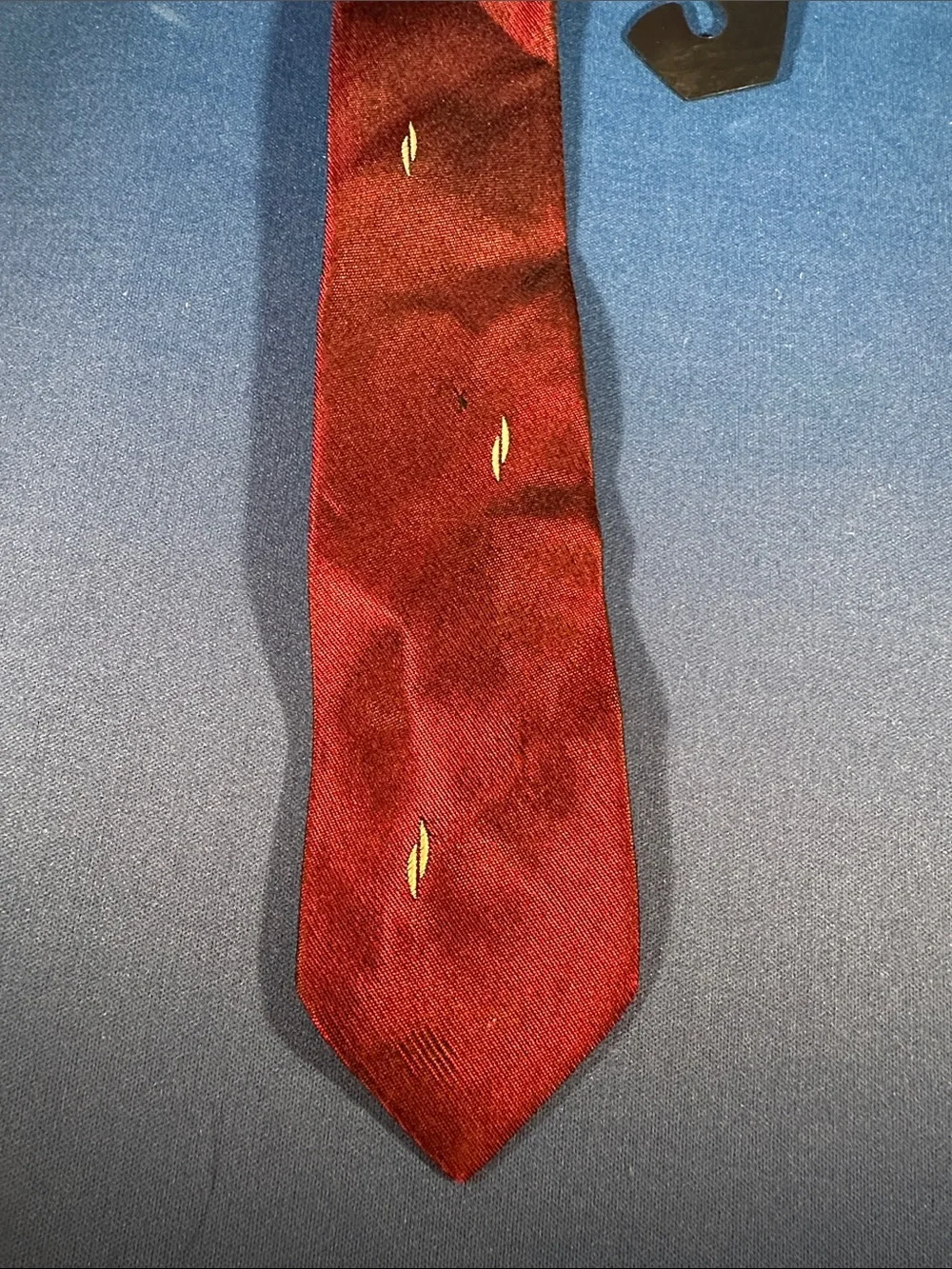 Isetan Co. Men's Burgundy Silk Tie with Subtle Gold Stitch Accent